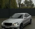 Серый Мерседес С Класс, объемом двигателя 3.2 л и пробегом 350 тыс. км за 3650 $, фото 1 на Automoto.ua