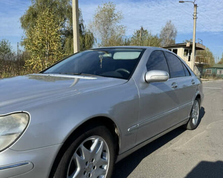 Серый Мерседес С Класс, объемом двигателя 3.2 л и пробегом 330 тыс. км за 5500 $, фото 3 на Automoto.ua