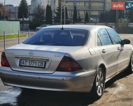 Сірий Мерседес С Клас, об'ємом двигуна 3.2 л та пробігом 300 тис. км за 4300 $, фото 8 на Automoto.ua