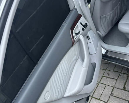 Сірий Мерседес С Клас, об'ємом двигуна 3.2 л та пробігом 305 тис. км за 4000 $, фото 11 на Automoto.ua