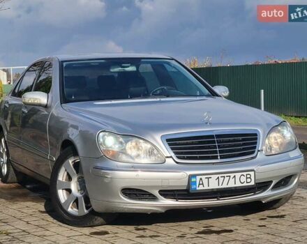 Сірий Мерседес С Клас, об'ємом двигуна 3.2 л та пробігом 300 тис. км за 4300 $, фото 3 на Automoto.ua