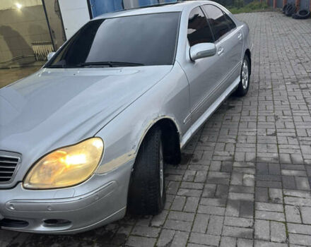 Сірий Мерседес С Клас, об'ємом двигуна 3.2 л та пробігом 305 тис. км за 4000 $, фото 12 на Automoto.ua