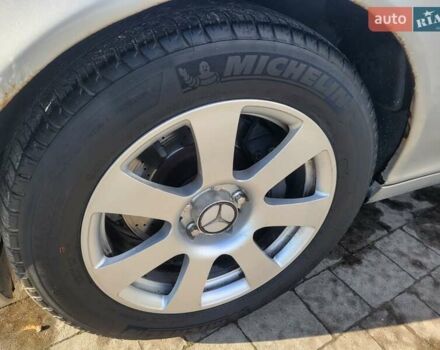 Сірий Мерседес С Клас, об'ємом двигуна 3.2 л та пробігом 300 тис. км за 4300 $, фото 42 на Automoto.ua