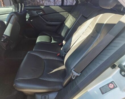 Серый Мерседес С Класс, объемом двигателя 6 л и пробегом 200 тыс. км за 3200 $, фото 7 на Automoto.ua