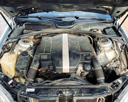 Сірий Мерседес С Клас, об'ємом двигуна 3.2 л та пробігом 235 тис. км за 4800 $, фото 11 на Automoto.ua