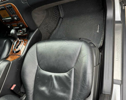 Серый Мерседес С Класс, объемом двигателя 3.2 л и пробегом 340 тыс. км за 5700 $, фото 12 на Automoto.ua