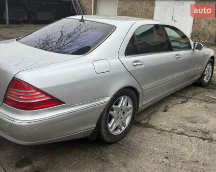 Сірий Мерседес С Клас, об'ємом двигуна 5 л та пробігом 420 тис. км за 6000 $, фото 4 на Automoto.ua