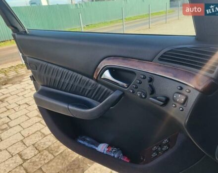 Сірий Мерседес С Клас, об'ємом двигуна 3.2 л та пробігом 300 тис. км за 4300 $, фото 38 на Automoto.ua