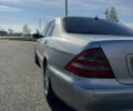 Серый Мерседес С Класс, объемом двигателя 3.2 л и пробегом 330 тыс. км за 5500 $, фото 8 на Automoto.ua