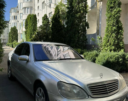Сірий Мерседес С Клас, об'ємом двигуна 5 л та пробігом 380 тис. км за 3450 $, фото 2 на Automoto.ua