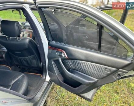 Серый Мерседес С Класс, объемом двигателя 5 л и пробегом 400 тыс. км за 5513 $, фото 5 на Automoto.ua