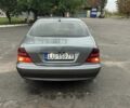 Серый Мерседес С Класс, объемом двигателя 3.2 л и пробегом 200 тыс. км за 3999 $, фото 11 на Automoto.ua
