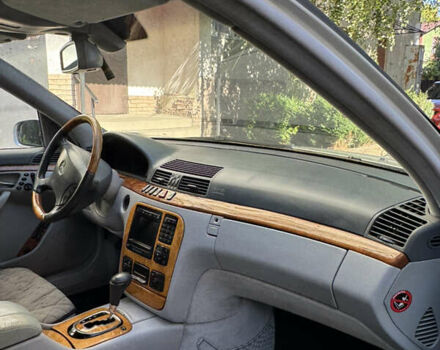 Сірий Мерседес С Клас, об'ємом двигуна 5 л та пробігом 380 тис. км за 3450 $, фото 5 на Automoto.ua