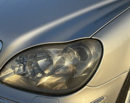 Серый Мерседес С Класс, объемом двигателя 3.7 л и пробегом 470 тыс. км за 2899 $, фото 1 на Automoto.ua