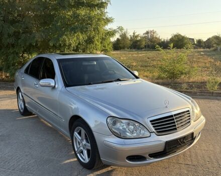 Серый Мерседес С Класс, объемом двигателя 3.7 л и пробегом 470 тыс. км за 2899 $, фото 12 на Automoto.ua