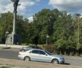 Сірий Мерседес С Клас, об'ємом двигуна 5 л та пробігом 400 тис. км за 4394 $, фото 1 на Automoto.ua