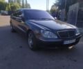 Сірий Мерседес С Клас, об'ємом двигуна 5 л та пробігом 260 тис. км за 9900 $, фото 3 на Automoto.ua