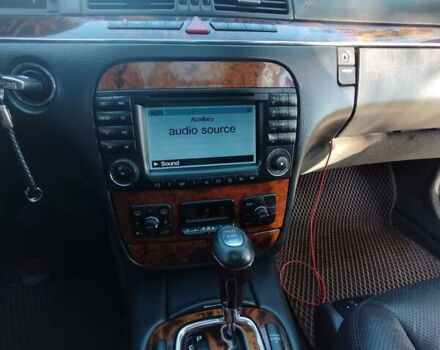 Серый Мерседес С Класс, объемом двигателя 4 л и пробегом 385 тыс. км за 4100 $, фото 30 на Automoto.ua