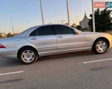 Серый Мерседес С Класс, объемом двигателя 4 л и пробегом 320 тыс. км за 6000 $, фото 8 на Automoto.ua