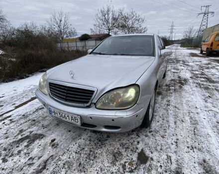 Серый Мерседес С Класс, объемом двигателя 4 л и пробегом 200 тыс. км за 2950 $, фото 1 на Automoto.ua