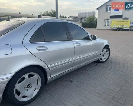 Серый Мерседес С Класс, объемом двигателя 4 л и пробегом 320 тыс. км за 6000 $, фото 5 на Automoto.ua