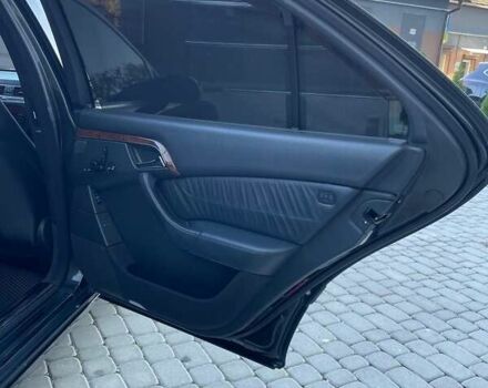 Серый Мерседес С Класс, объемом двигателя 5 л и пробегом 288 тыс. км за 7000 $, фото 35 на Automoto.ua