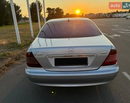Серый Мерседес С Класс, объемом двигателя 4 л и пробегом 320 тыс. км за 6000 $, фото 6 на Automoto.ua