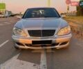 Серый Мерседес С Класс, объемом двигателя 4 л и пробегом 320 тыс. км за 6000 $, фото 1 на Automoto.ua
