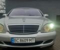 Серый Мерседес С Класс, объемом двигателя 4.3 л и пробегом 400 тыс. км за 4000 $, фото 1 на Automoto.ua