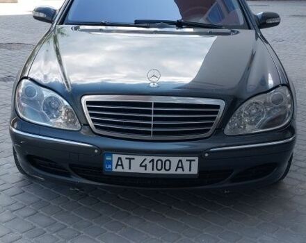 Серый Мерседес С Класс, объемом двигателя 5 л и пробегом 288 тыс. км за 6800 $, фото 1 на Automoto.ua