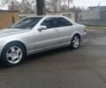 Серый Мерседес С Класс, объемом двигателя 3.7 л и пробегом 280 тыс. км за 4900 $, фото 1 на Automoto.ua