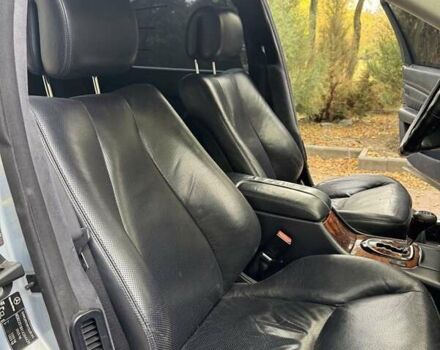 Сірий Мерседес С Клас, об'ємом двигуна 5 л та пробігом 270 тис. км за 5999 $, фото 13 на Automoto.ua