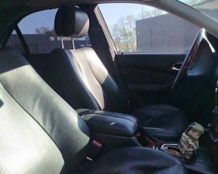 Серый Мерседес С Класс, объемом двигателя 4 л и пробегом 385 тыс. км за 4100 $, фото 27 на Automoto.ua