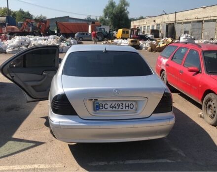 Серый Мерседес С Класс, объемом двигателя 3.2 л и пробегом 450 тыс. км за 7000 $, фото 3 на Automoto.ua