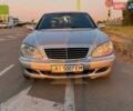 Серый Мерседес С Класс, объемом двигателя 4 л и пробегом 320 тыс. км за 4900 $, фото 3 на Automoto.ua