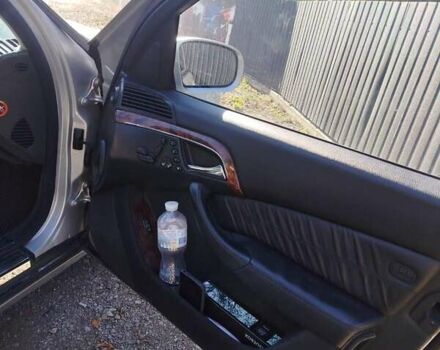 Серый Мерседес С Класс, объемом двигателя 4 л и пробегом 385 тыс. км за 4100 $, фото 24 на Automoto.ua