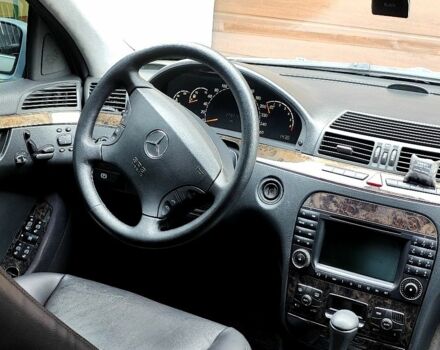 Сірий Мерседес С Клас, об'ємом двигуна 3.2 л та пробігом 280 тис. км за 7200 $, фото 5 на Automoto.ua