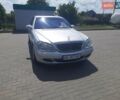 Серый Мерседес С Класс, объемом двигателя 3.7 л и пробегом 360 тыс. км за 5500 $, фото 1 на Automoto.ua
