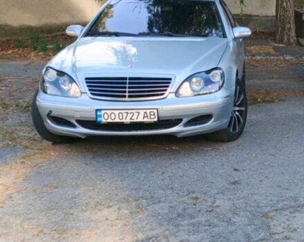 Серый Мерседес С Класс, объемом двигателя 3.7 л и пробегом 275 тыс. км за 6600 $, фото 7 на Automoto.ua