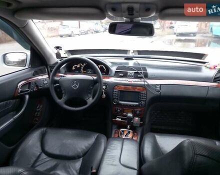 Серый Мерседес С Класс, объемом двигателя 3 л и пробегом 280 тыс. км за 8900 $, фото 12 на Automoto.ua