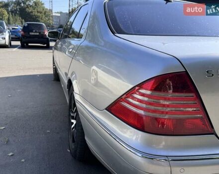 Мерседес С Класс 2004 в Черновцах на Automoto.ua Серый Мерседес С Класс, объемом двигателя 5 л и пробегом 298 тыс. км за 6800 $, фото 2 на Automoto.ua
