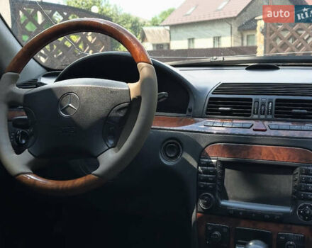 Сірий Мерседес С Клас, об'ємом двигуна 4.97 л та пробігом 360 тис. км за 4250 $, фото 5 на Automoto.ua