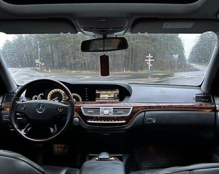 Серый Мерседес С Класс, объемом двигателя 3.5 л и пробегом 197 тыс. км за 9500 $, фото 32 на Automoto.ua