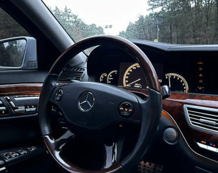 Серый Мерседес С Класс, объемом двигателя 3.5 л и пробегом 197 тыс. км за 9500 $, фото 33 на Automoto.ua