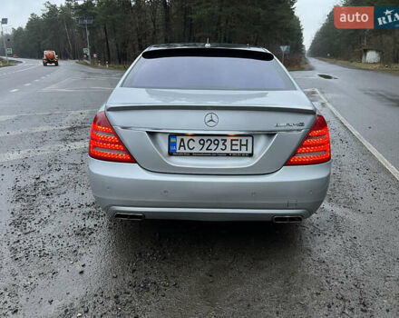 Серый Мерседес С Класс, объемом двигателя 3.5 л и пробегом 197 тыс. км за 9500 $, фото 8 на Automoto.ua