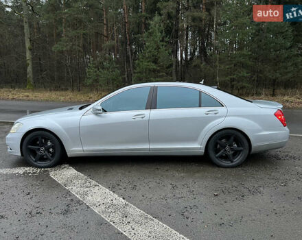 Серый Мерседес С Класс, объемом двигателя 3.5 л и пробегом 197 тыс. км за 9500 $, фото 10 на Automoto.ua