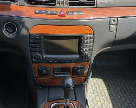 Серый Мерседес С Класс, объемом двигателя 3.7 л и пробегом 350 тыс. км за 8000 $, фото 12 на Automoto.ua