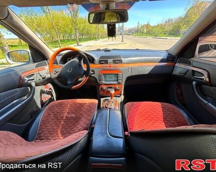 Серый Мерседес С Класс, объемом двигателя 32 л и пробегом 275 тыс. км за 3100 $, фото 6 на Automoto.ua