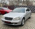 Сірий Мерседес С Клас, об'ємом двигуна 3.2 л та пробігом 390 тис. км за 7500 $, фото 1 на Automoto.ua