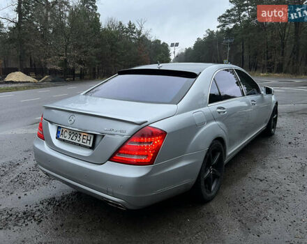 Серый Мерседес С Класс, объемом двигателя 3.5 л и пробегом 197 тыс. км за 9500 $, фото 11 на Automoto.ua